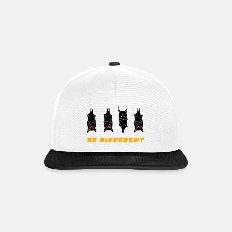 BE DIFFERENT - Snapback Cap - white/black