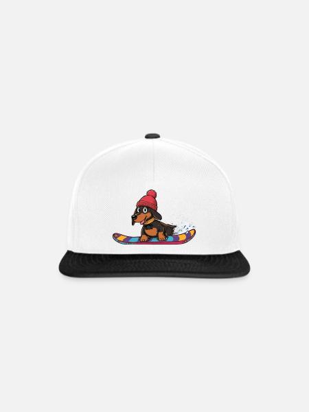 Dackel Snowboard im Winter - Snapback Cap - Weiß/Schwarz