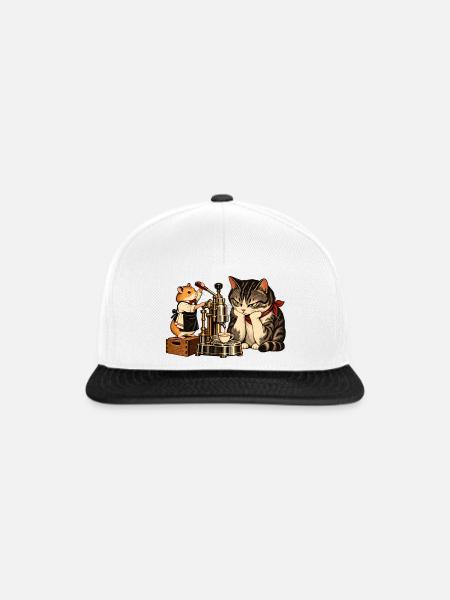 Hamster & Katze beim Espresso-Machen – Kaffee - Snapback Cap - Weiß/Schwarz