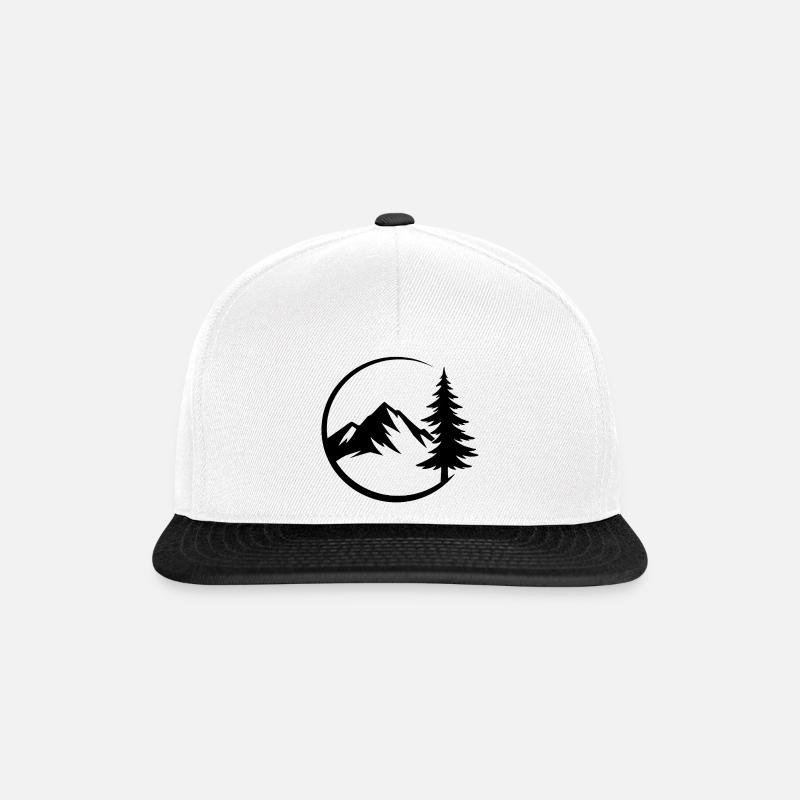 Mountain Forest Silhouette - Snapback Cap - white/black