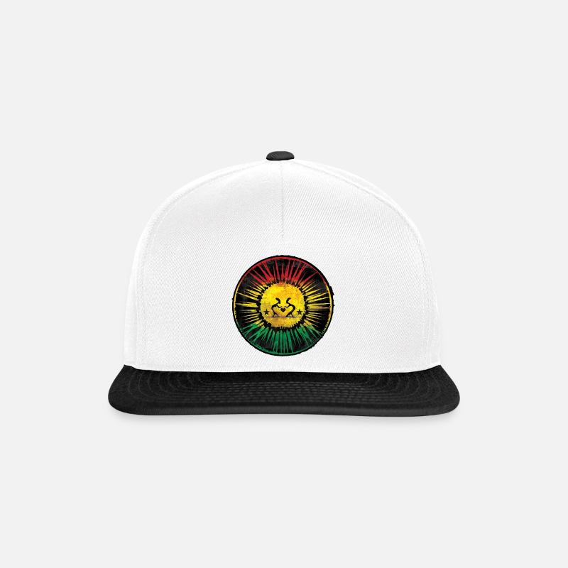 Design rastafari de cœur et de soleil - Casquette snapback - blanc/noir
