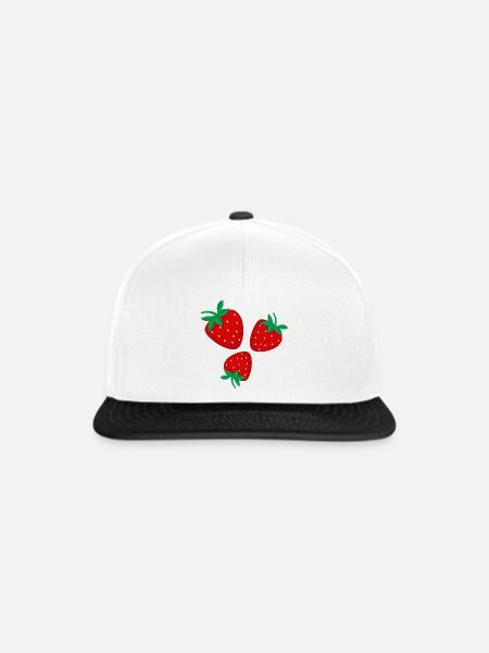 Drei leuchtend rote Erdbeeren - Snapback Cap - Weiß/Schwarz