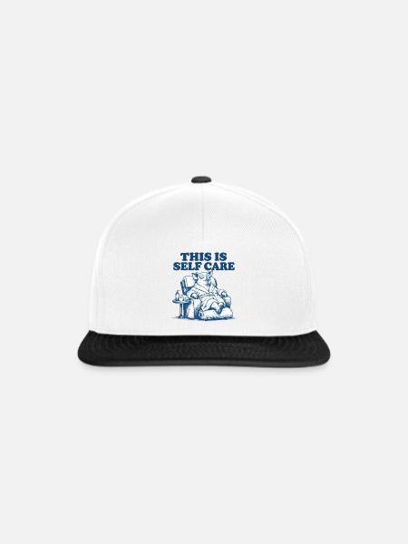 Selbstfürsorge-Bär in Entspannungsmodus - Snapback Cap - Weiß/Schwarz