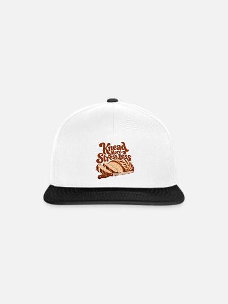 Knead More Stress Less - Snapback Cap - Weiß/Schwarz