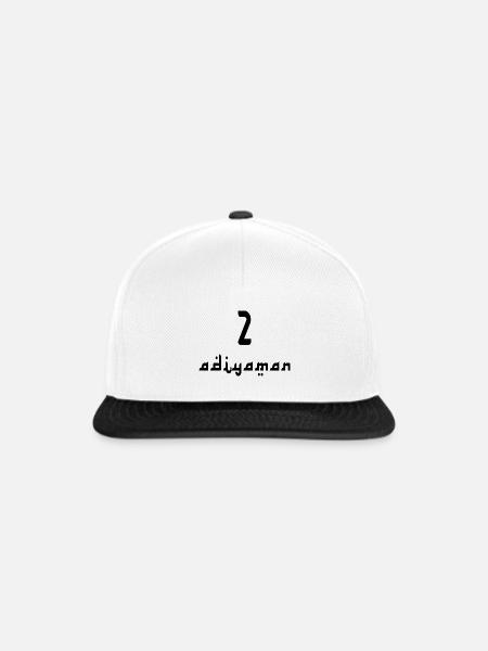 Adiyaman 02 - Snapback Cap - Weiß/Schwarz