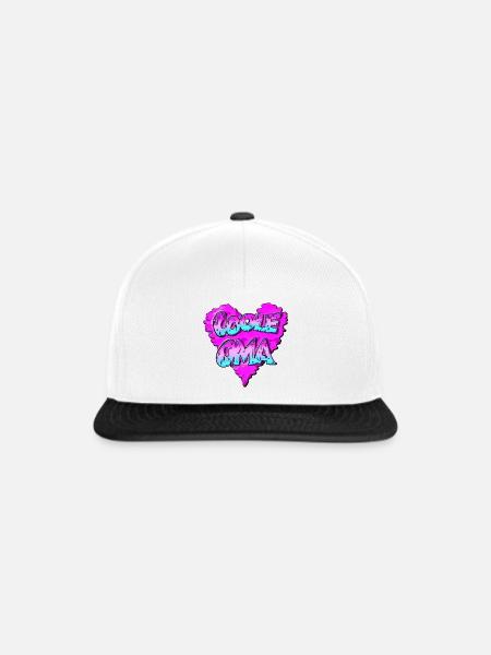 Coole Oma - Graffiti- mit Herz - Pink - Snapback Cap - Weiß/Schwarz