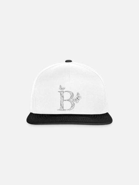 Buchstabe B mit Schmetterlingen - Snapback Cap - Weiß/Schwarz