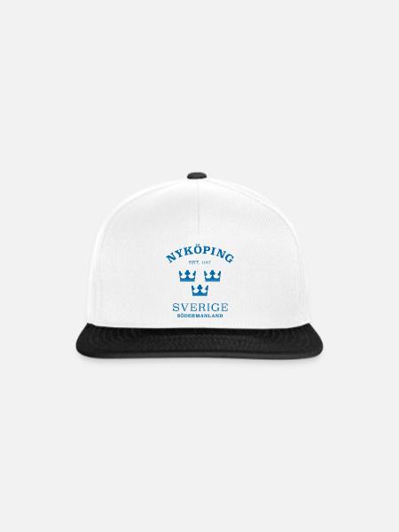 Nyköping Sverige Schweden - Snapback Cap - Weiß/Schwarz