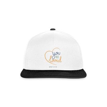 You Are Loved T-Shirt – Römer 8,38–39 - Snapback Cap - Weiß/Schwarz - Vorne