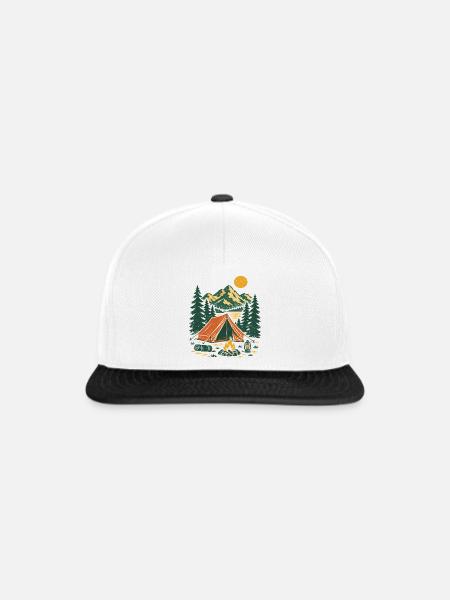 Camping im Bergwald am See - Snapback Cap - Weiß/Schwarz