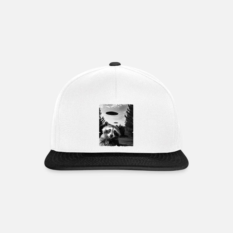 Waschbär Auserirdisch Invasion Uap Weirdcore - Snapback Cap - Weiß/Schwarz