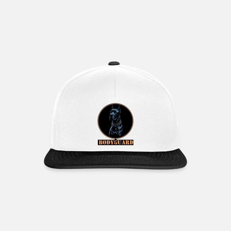  Deutsche Dogge mit Stachelkette - Snapback Cap - Weiß/Schwarz