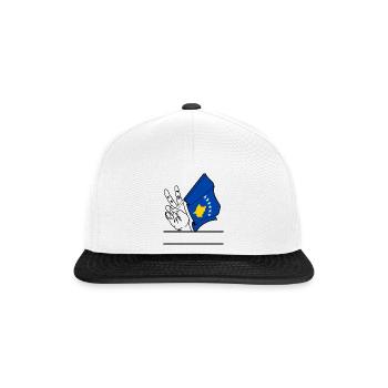 Flagge Kosovo transparentes Peace-Zeichen Textfeld - Snapback Cap - Weiß/Schwarz - Vorne