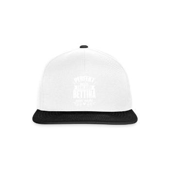 Bettina - Perfekt Sein Kann Jeder Bettina Nicht - Snapback Cap - Weiß/Schwarz - Vorne