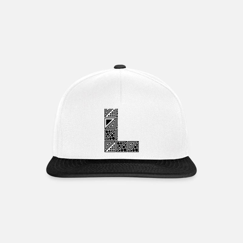 Buchstabe L - Snapback Cap - Weiß/Schwarz