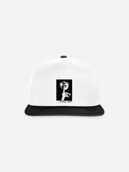 Chill Out - Snapback Cap - Weiß/Schwarz