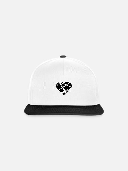Mitten ins Herz - Snapback Cap - Weiß/Schwarz
