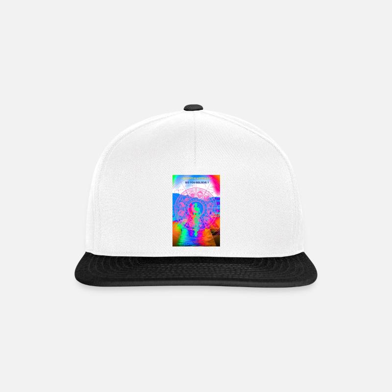 Ich glaube an die Astrologie - Snapback Cap - Weiß/Schwarz