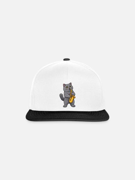 Britisch Kurzhaar mit Saxophon - Snapback Cap - Weiß/Schwarz