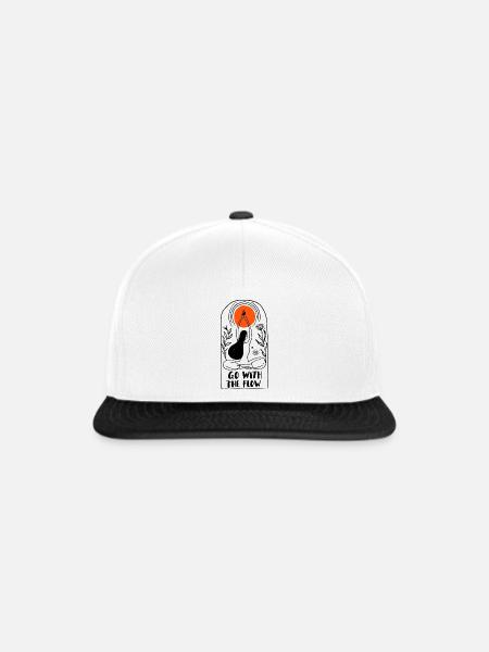 Go with the flow - Snapback Cap - Weiß/Schwarz