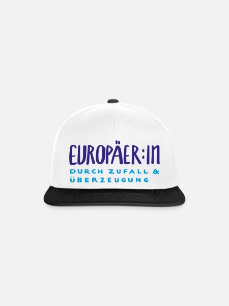 Europäer:in - Snapback Cap - Weiß/Schwarz