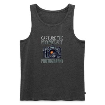 Capture the Moment - Männer Premium Bio Tank Top - Anthrazit meliert - Vorne - AI Model Male 178 light (178cm)