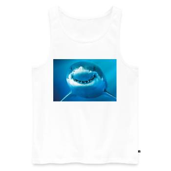 Lächelnder Hai unter Wasser - Männer Premium Bio Tank Top - Weiß - Vorne - AI Model Male 178 light (178cm)