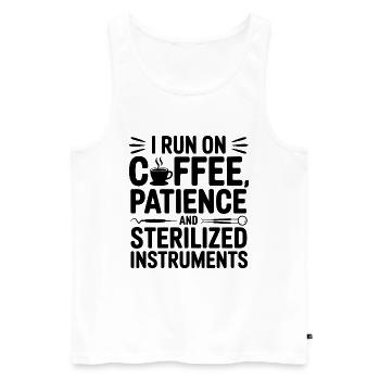 Zahnarzthelferin Squad Unverzichtbarer Kaffee - Männer Premium Bio Tank Top - Weiß - Vorne - Michal (187cm)