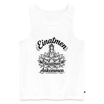 Einatmen Ausatmen Ankommen - Boho Yoga - Männer Premium Bio Tank Top - Weiß - Vorne - Michal (187cm)