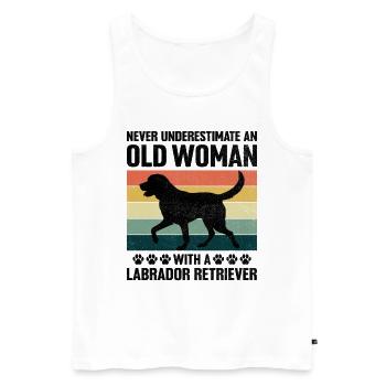 Unterschätzen Sie niemals eine alte Frau mit einem Labrador R - Männer Premium Bio Tank Top - Weiß - Vorne - Michal (187cm)
