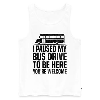 J’ai interrompu mon trajet en bus pour être ici, vous êtes les bienvenus - Débardeur bio Premium Homme - blanc - Devant - AI Model Male 178 light (178cm)