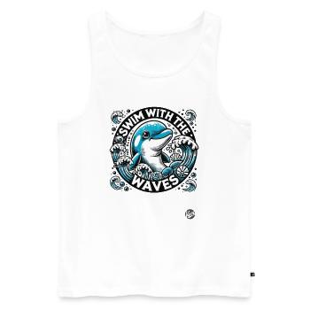 Delfin Design, mit den Wellen schwimmen im Ozean - Männer Premium Bio Tank Top - Weiß - Vorne - Michal (187cm)