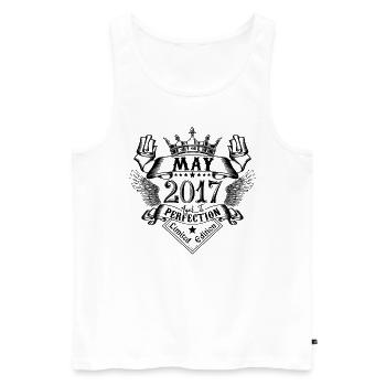 Jahrgang Mai 2017 Mai 2017 geboren im Mai - Männer Premium Bio Tank Top - Weiß - Vorne - Michal (187cm)