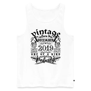Anniversaire 2019 Décembre 2019 né en December - Débardeur bio Premium Homme - blanc - Devant - AI Model Male 178 light (178cm)
