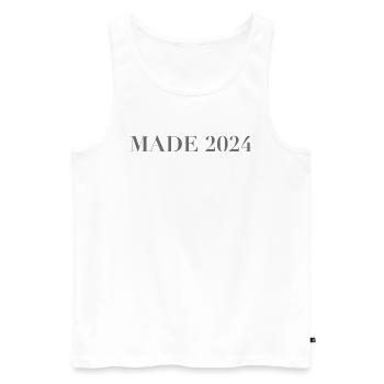 MADE 24 - Männer Premium Bio Tank Top - Weiß - Vorne - Michal (187cm)