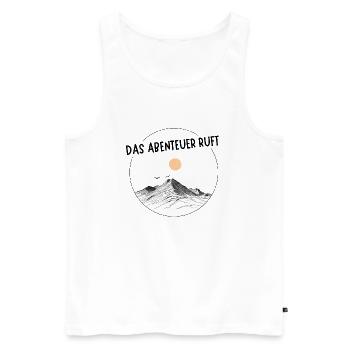 Der Berg ruft – Wanderlust, Berglauf & Klettern - Männer Premium Bio Tank Top - Weiß - Vorne - AI Model Male 178 light (178cm)