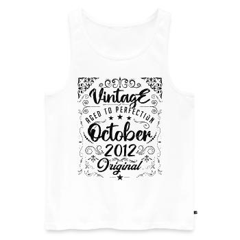 Vintage BORN IN OCTOBER 2012- anniversary gift. - Débardeur bio Premium Homme - blanc - Devant - Michal (187cm)