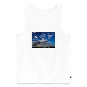 Der Himmel - Männer Premium Bio Tank Top - Weiß - Vorne - AI Model Male 178 light (178cm)