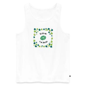 Kiss me I'm Irish - Männer Premium Bio Tank Top - Weiß - Vorne - AI Model Male 178 light (178cm)