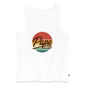 Papa Since 2022 Retro Vintage Sunset - Men's Premium Organic Tank Top - white - Front - Michal (187cm)