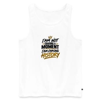 Der Geschichte nachjagen, keine Sekunde - Männer Premium Bio Tank Top - Weiß - Vorne - Michal (187cm)