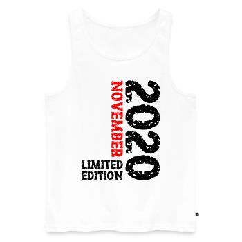 2020 Novembre Édition Limitée 3ème Anniversaire Décoration - Débardeur bio Premium Homme - blanc - Devant - Michal (187cm)
