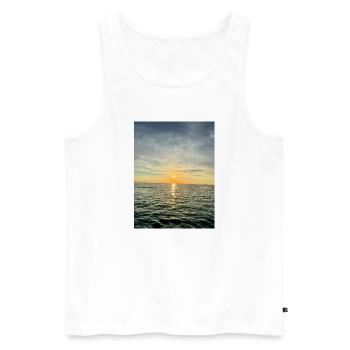 Coucher de soleil au bord de la mer Atmosphère du soir - Débardeur bio Premium Homme - blanc - Devant - Michal (187cm)