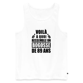 bogosse de 89 ans / humour anniversaire 89 ans - Débardeur bio Premium Homme - blanc - Devant - AI Model Male 178 light (178cm)