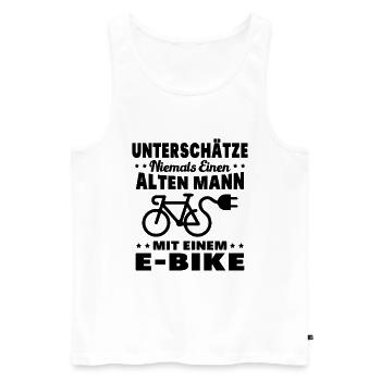 Einen alten Mann mit einem E-Bike - Männer Premium Bio Tank Top - Weiß - Vorne - Michal (187cm)