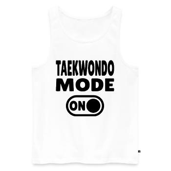 Mode Taekwondo activé – Puissance pour les amateurs d’arts martiaux - Débardeur bio Premium Homme - blanc - Devant - Michal (187cm)