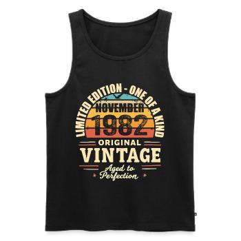 November 1982 Bestes Geschenk 1982 - November 1982 - Männer Premium Bio Tank Top - Schwarz - Vorne - Michal (187cm)