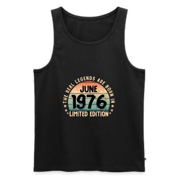 Born in 1976 Tee Vintage Legend Born in June - Männer Premium Bio Tank Top - Schwarz - Vorne - Michal (187cm)
