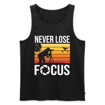 Never Lose Focus - Men's Premium Organic Tank Top - black - Front - Michal (187cm)