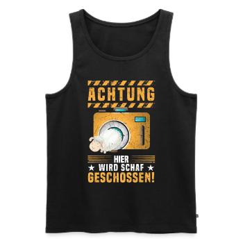 Fotografie Achtung Schafe werden hier geschossen - Männer Premium Bio Tank Top - Schwarz - Vorne - AI Model Male 178 light (178cm)